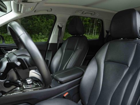 Used 2019 Audi Q7 3.0T Premium Plus AWD/4WD image 16