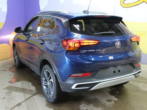 Used 2022 Buick Encore GX Select w/ Advanced Technology Package image 6