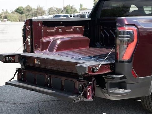 New 2026 GMC Sierra EV Elevation image 16