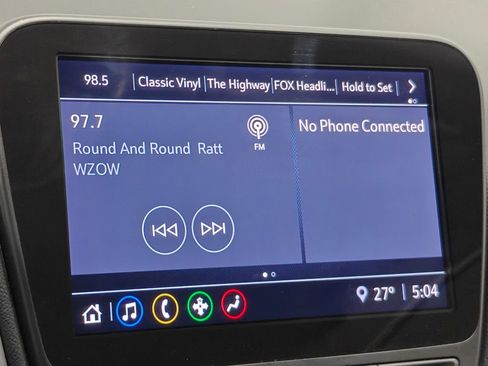 Used 2023 Chevrolet Malibu LT image 28