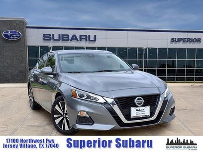 Used 2021 Nissan Altima 2.5 SV w/ SV Premium Package