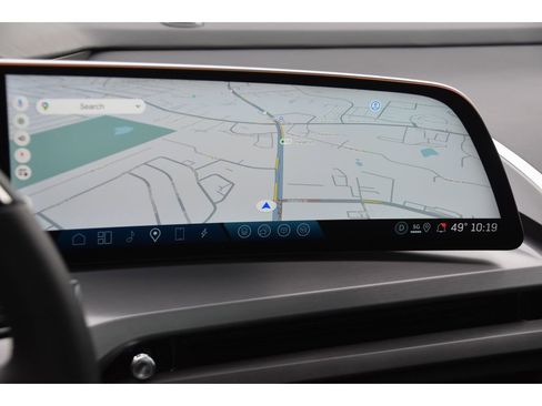 Certified 2026 Cadillac Vistiq Platinum image 24