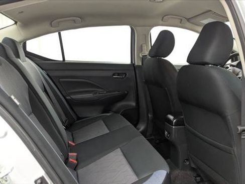 Used 2025 Nissan Versa SV FWD image 18