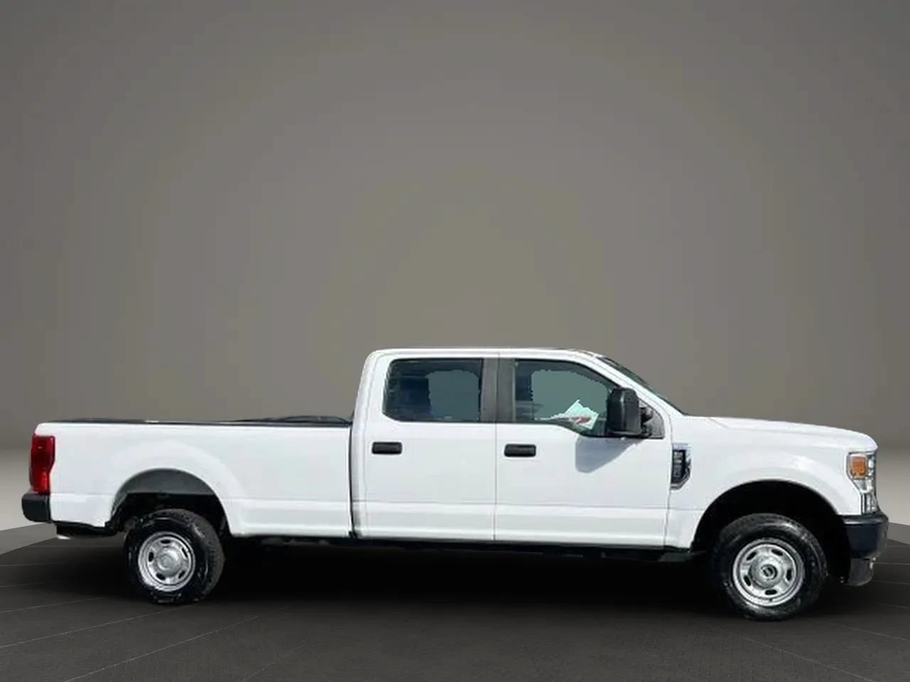 Used 2021 Ford F350 XL w/ Power Equipment Group AWD/4WD image 9