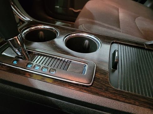 Used 2016 Chevrolet Traverse LT w/ Traveler's Package image 37