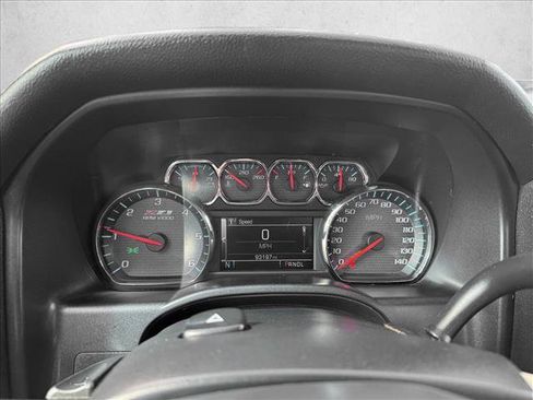 Used 2018 Chevrolet Silverado 1500 LT w/ All Star Edition AWD/4WD image 12
