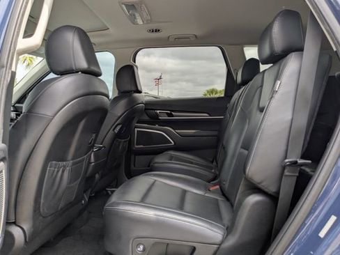 Certified 2023 Kia Telluride S w/ S Sunroof Package image 18