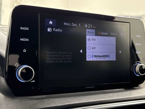 Used 2022 Hyundai Santa Fe SEL Convenience image 18