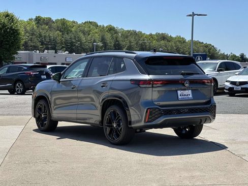 New 2026 Volkswagen Tiguan SE R-Line AWD/4WD image 5