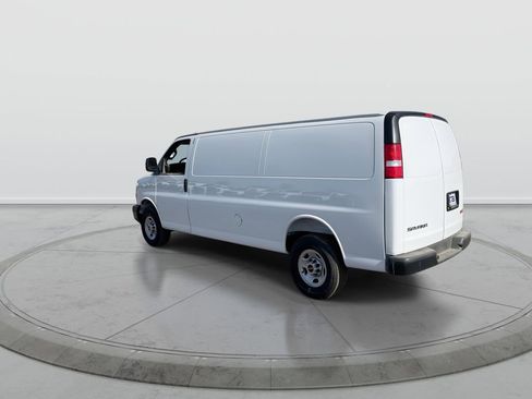 New 2025 GMC Savana 2500 Extended w/ Driver Convenience Package RWD image 6