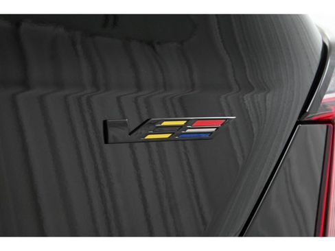 New 2026 Cadillac CT4 V w/ LPO, ONYX Package image 42