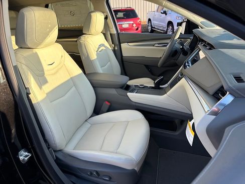 New 2026 Cadillac XT5 Premium Luxury w/ Driver Assist Package image 10