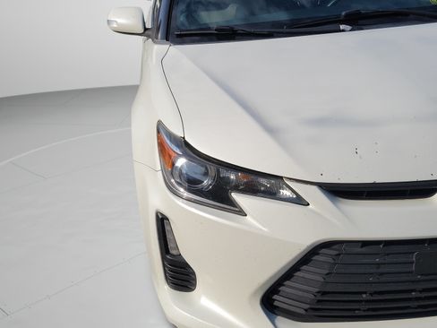 Used 2015 Scion tC FWD image 16