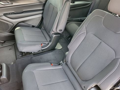 New 2025 Jeep Grand Cherokee L Laredo w/ Trailer Tow Package image 21