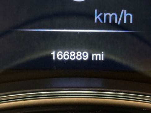 Used 2017 Jeep Grand Cherokee Overland image 25