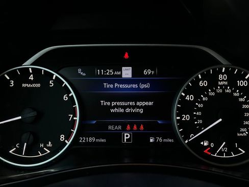 Used 2023 Nissan Murano Platinum w/ Cargo Package image 13