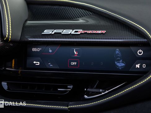Used 2025 Ferrari SF90 Spider image 41