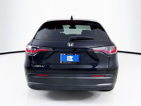 Used 2023 Honda HR-V LX image 6