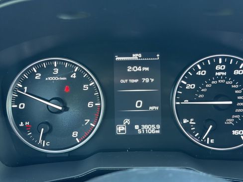 Used 2023 Subaru Outback Premium AWD/4WD image 15
