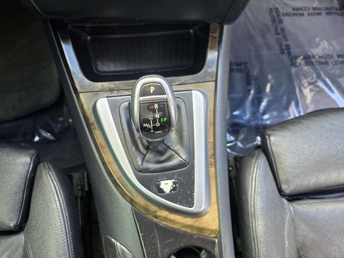 Used 2011 BMW 135i Coupe w/ Premium Pkg image 16