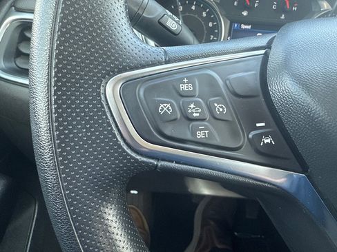 Used 2024 Chevrolet Equinox LT image 24