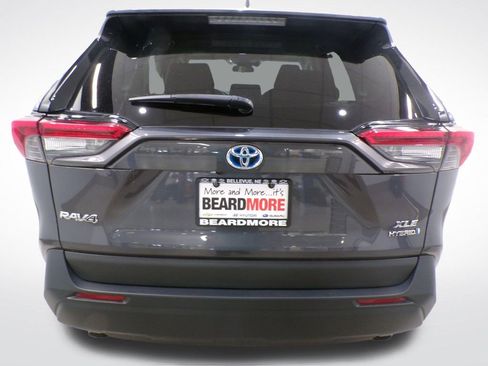 Used 2019 Toyota RAV4 XLE w/ Convenience Package AWD/4WD image 3