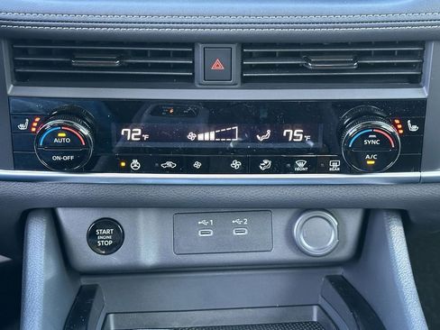New 2026 Nissan Rogue SV w/ Cold Weather Package AWD/4WD image 19
