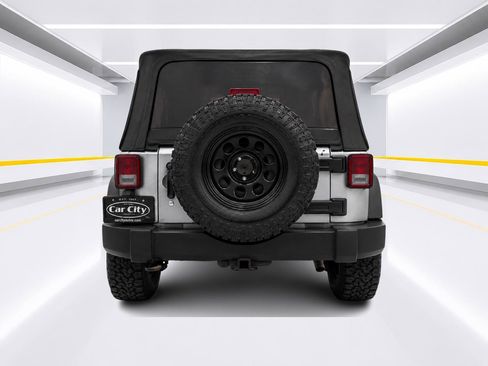 Used 2014 Jeep Wrangler Unlimited Sport AWD/4WD image 4