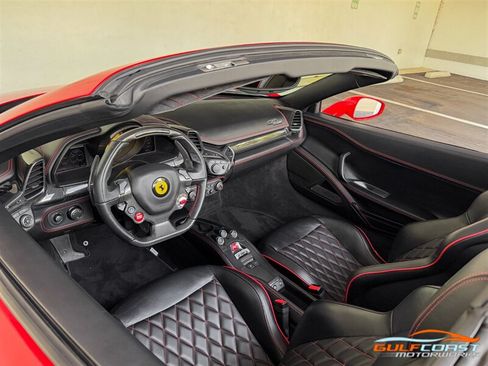 Used 2013 Ferrari 458 Spider RWD image 2