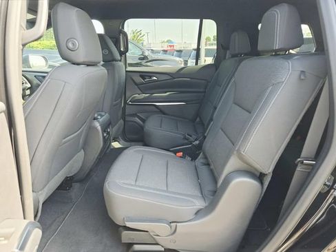 New 2026 Chevrolet Traverse LT w/ Driver Confidence Package FWD image 9