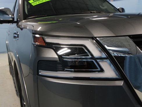 Used 2024 Nissan Armada Platinum w/ Captain's Chairs Package image 37