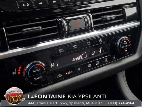 Used 2023 Nissan Pathfinder SL image 24