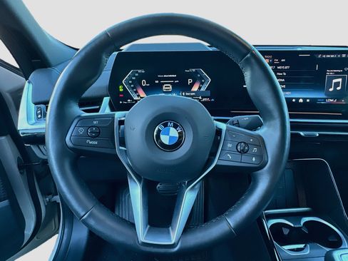 Used 2026 BMW X2 xDrive28i AWD/4WD image 8