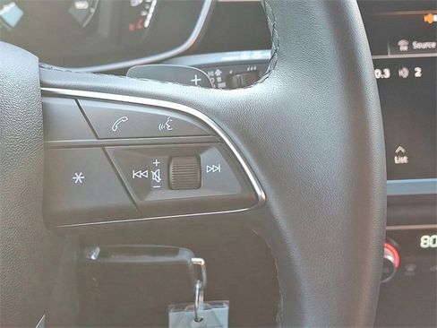 Used 2025 Audi Q3 2.0T Premium image 22