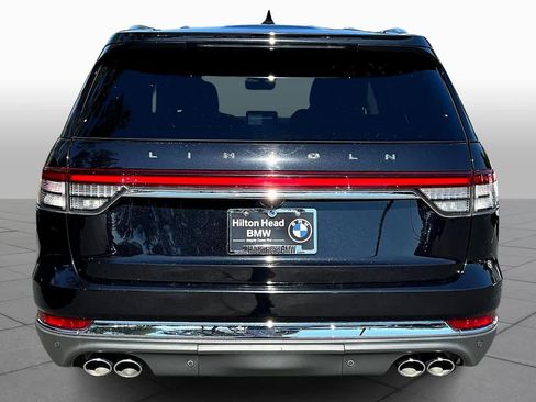 Used 2020 Lincoln Aviator Reserve w/ Equipment Group 202A image 4