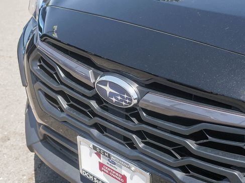 Certified 2025 Subaru Crosstrek 2.5i Limited w/ Crosstrek Mirror Package AWD/4WD image 11