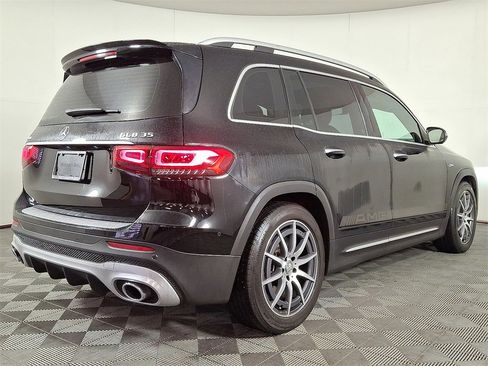 Used 2021 Mercedes-Benz GLB 35 AMG 4MATIC image 9
