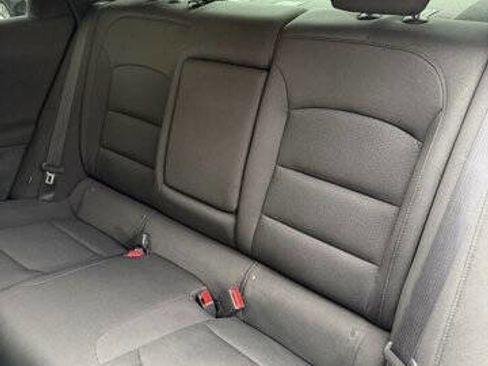 Used 2018 Chevrolet Malibu LS image 21