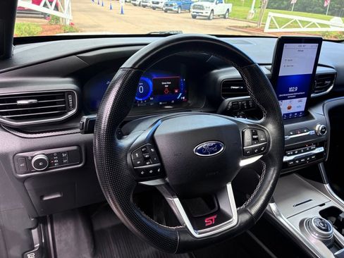 Used 2020 Ford Explorer ST w/ Premium Technology Package AWD/4WD image 23