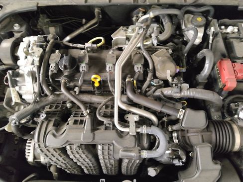 Used 2024 Nissan Altima 2.5 SV image 30