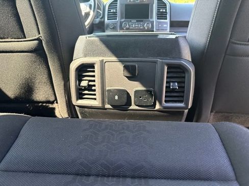 Used 2018 Ford F150 XLT w/ Equipment Group 302A Luxury AWD/4WD image 8