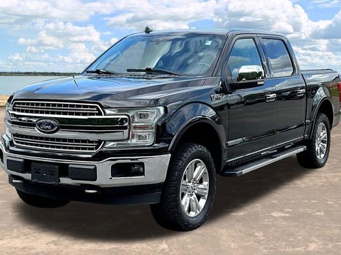 Used 2019 Ford F150 Lariat w/ Equipment Group 502A Luxury AWD/4WD image 4