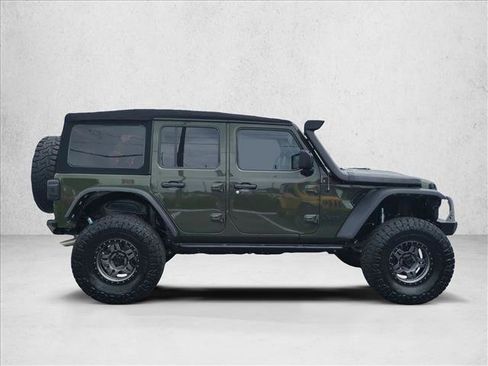 Used 2021 Jeep Wrangler Unlimited Rubicon AWD/4WD image 4