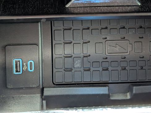 Used 2023 Ford Expedition Platinum AWD/4WD image 23