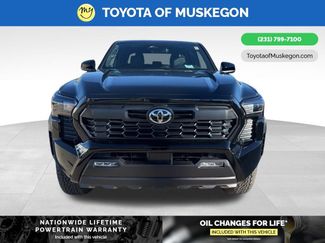 New 2025 Toyota Tacoma TRD Off-Road video 2