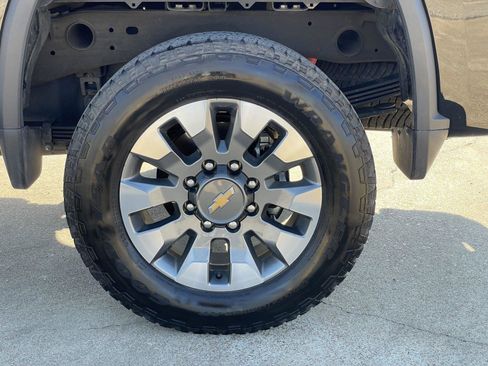 Used 2024 Chevrolet Silverado 2500 Custom w/ Custom Value Package image 49