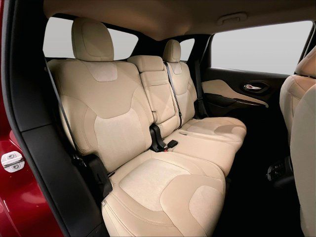 Used 2016 Jeep Cherokee Sport w/ Cold Weather Group AWD/4WD image 26