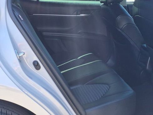 Used 2024 Toyota Camry SE w/ Blackout Package (TMS) image 18
