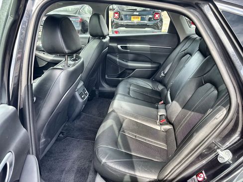 Used 2021 Hyundai Sonata Limited w/ Cargo Package image 25