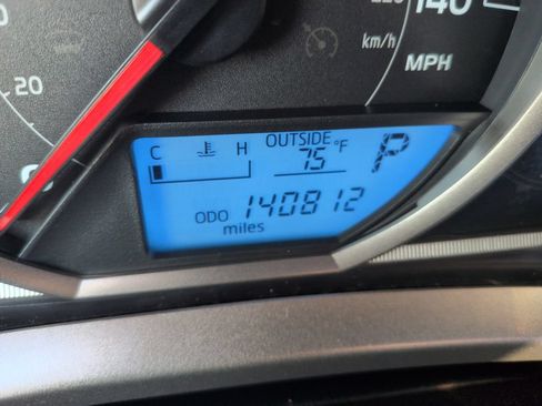 Used 2014 Toyota RAV4 LE FWD image 16
